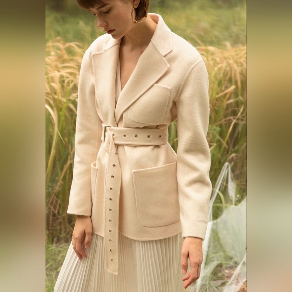 Elegant Cream Women's Belted Jacket